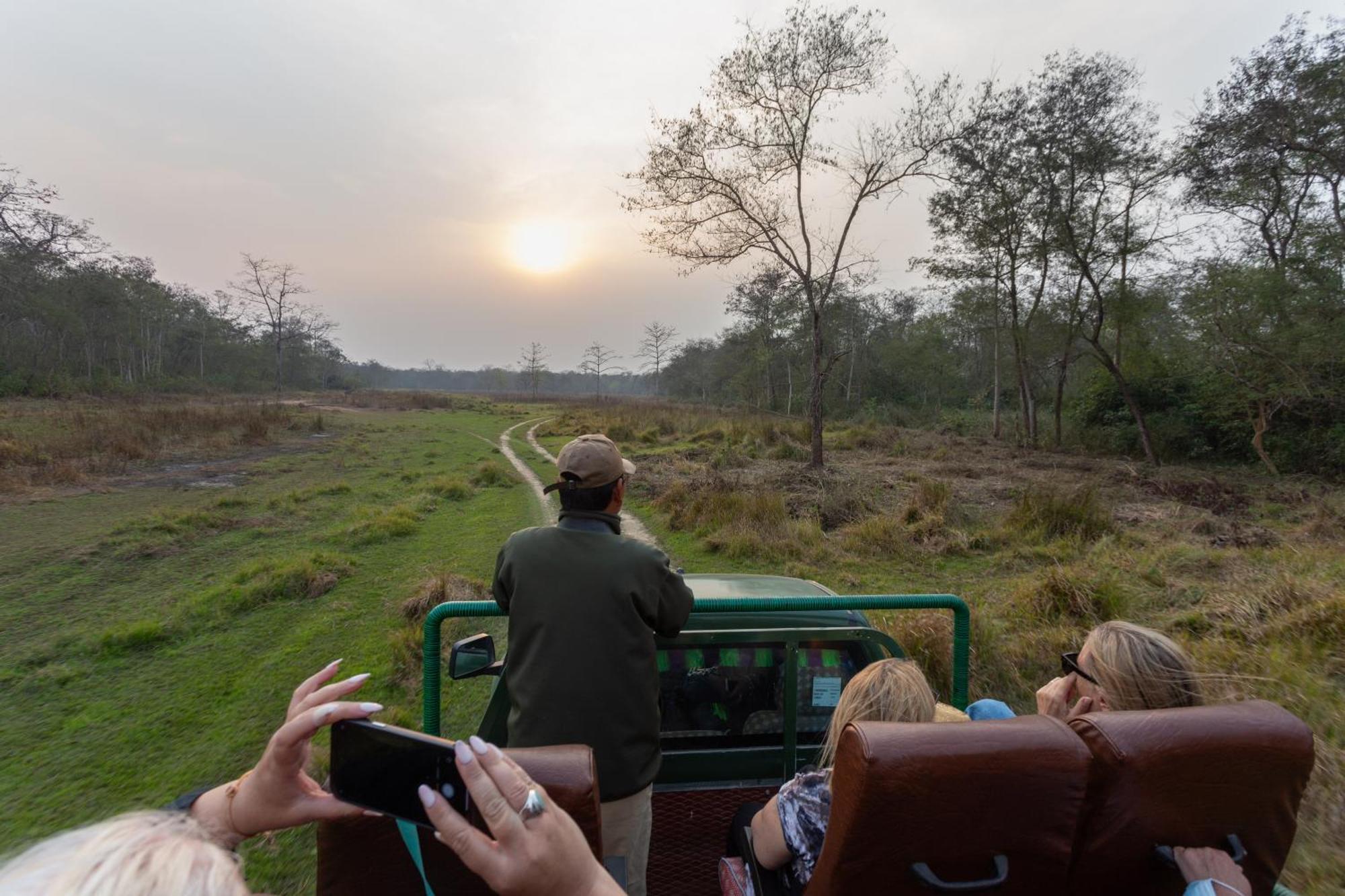 Sanctuary Chitwan National Park Eksteriør bilde